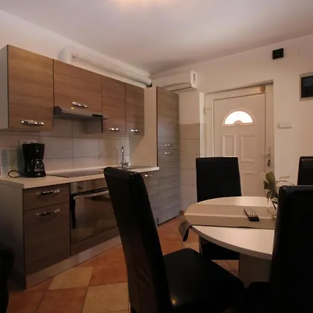 Apartment Ivanka 934 Fazana
