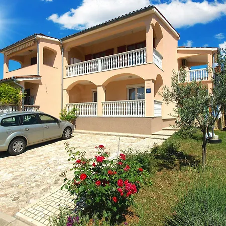 Apartamento Ivanka 934 *