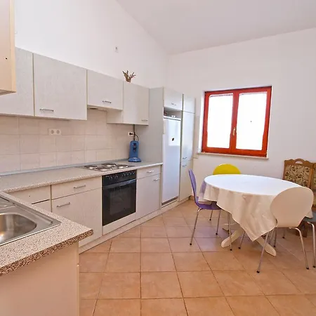 Apartment Ivanka 934 Fazana